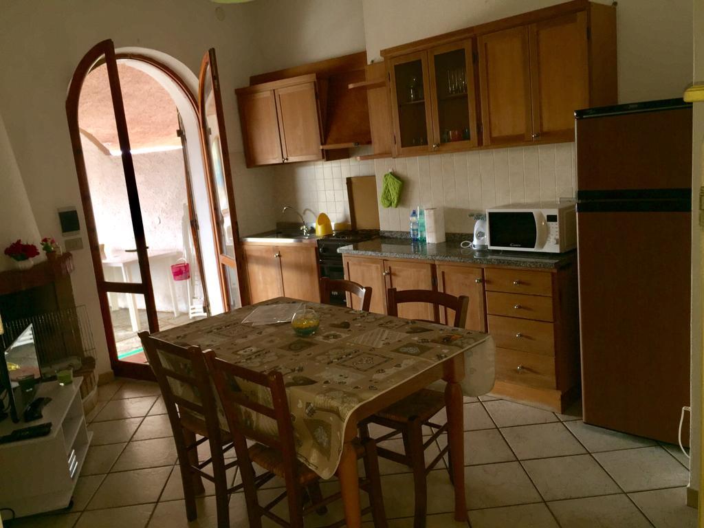 Appartamenti In Villa La Marinedda Isola Rossa Zewnętrze zdjęcie